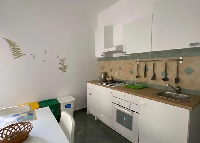 Dimora Zefiro Vacanze 3*